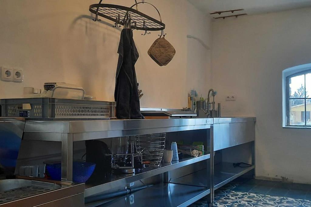 Zirkuswagen Glamping Fuer 2 Mit Veranda Kueche Netflix Parken Und Hofladen Steinhofel Екстериор снимка
